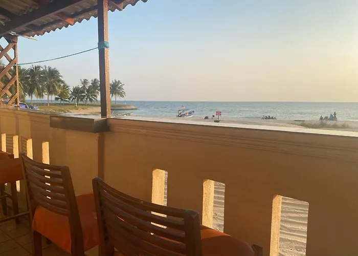 Portdickson Seafront Paradise Lagoon Apartments 1-6Pax